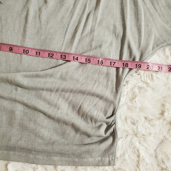 Peach gray or pink drape neck top sleeve detail necklace Size SMALL NWT - Picture 7 of 11